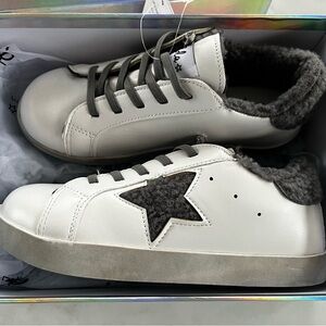 Lola + the Boys White Sneakers with Gray Star Accent